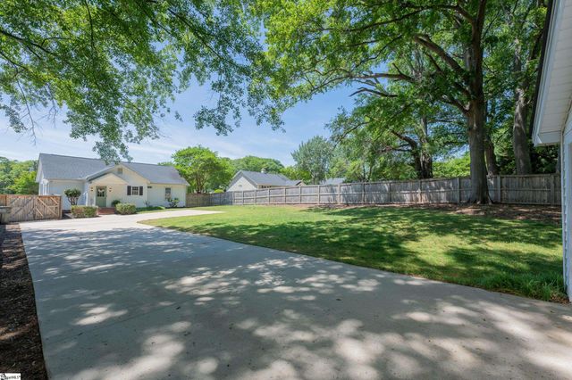 117 Taylors Road, Taylors, SC 29687