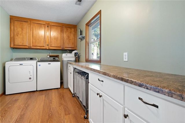 407 E Richardson Street, Gallatin, MO 64640