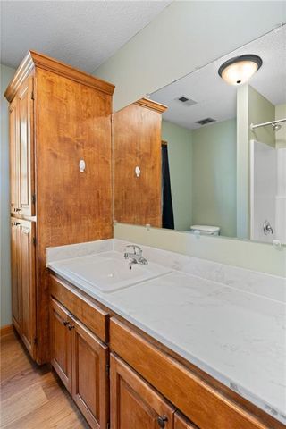 407 E Richardson Street, Gallatin, MO 64640