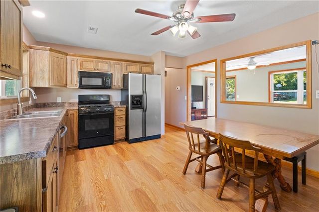 407 E Richardson Street, Gallatin, MO 64640