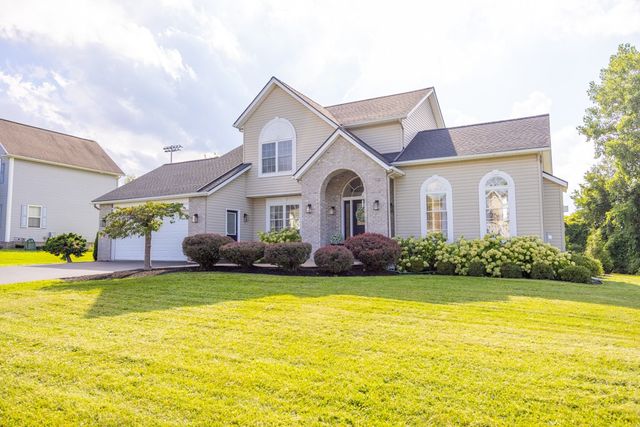 652 Shorecliff Drive, Greece, NY 14612