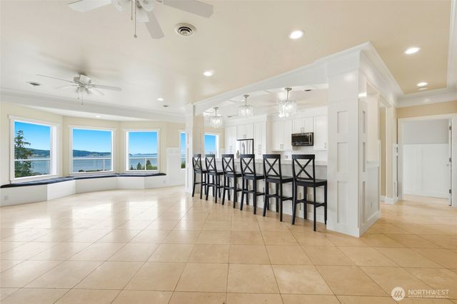 838 Gladstone Drive, Camano Island, WA 98282