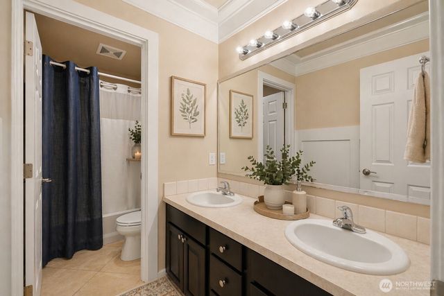 838 Gladstone Drive, Camano Island, WA 98282