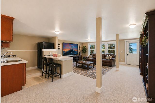 838 Gladstone Drive, Camano Island, WA 98282