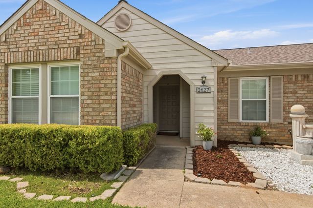 2627 Bayberry Lane, Euless, TX 76039