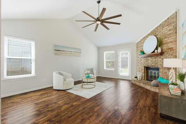 2627 Bayberry Lane, Euless, TX 76039