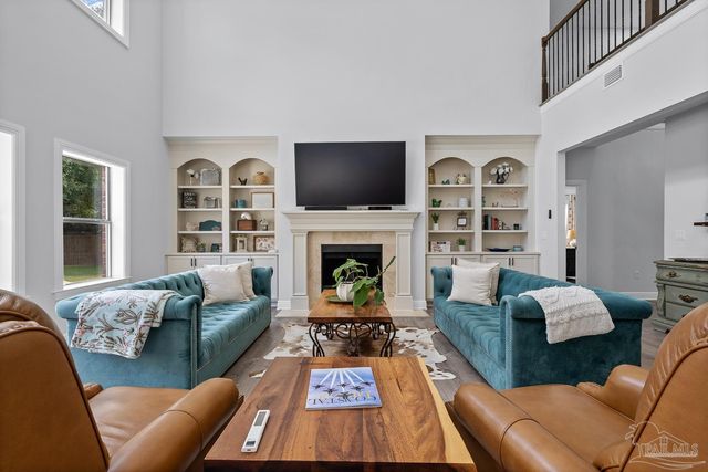 5528 Heatherton Rd, Milton, FL 32570