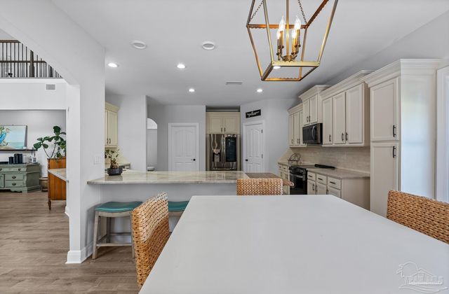 5528 Heatherton Rd, Milton, FL 32570