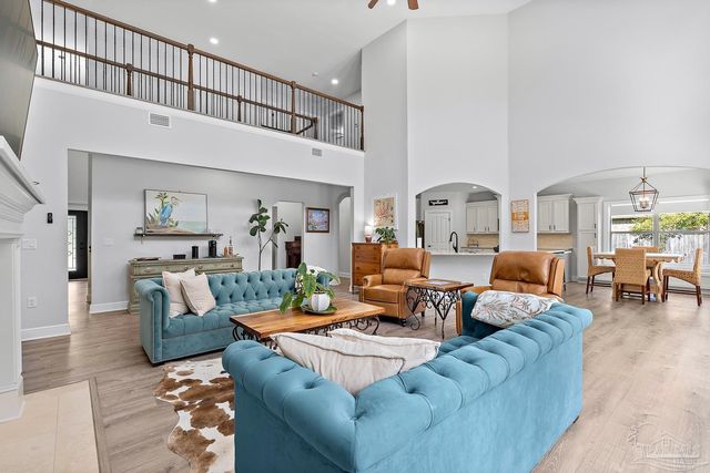 5528 Heatherton Rd, Milton, FL 32570