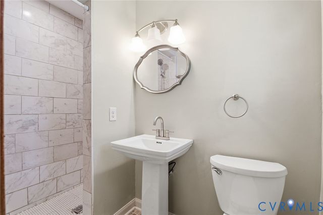 9257 Rochdale Ct, Hanover, VA 23116