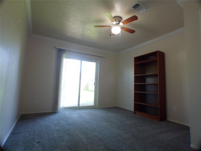 6350 Crestside Drive, Pasadena, TX 77505