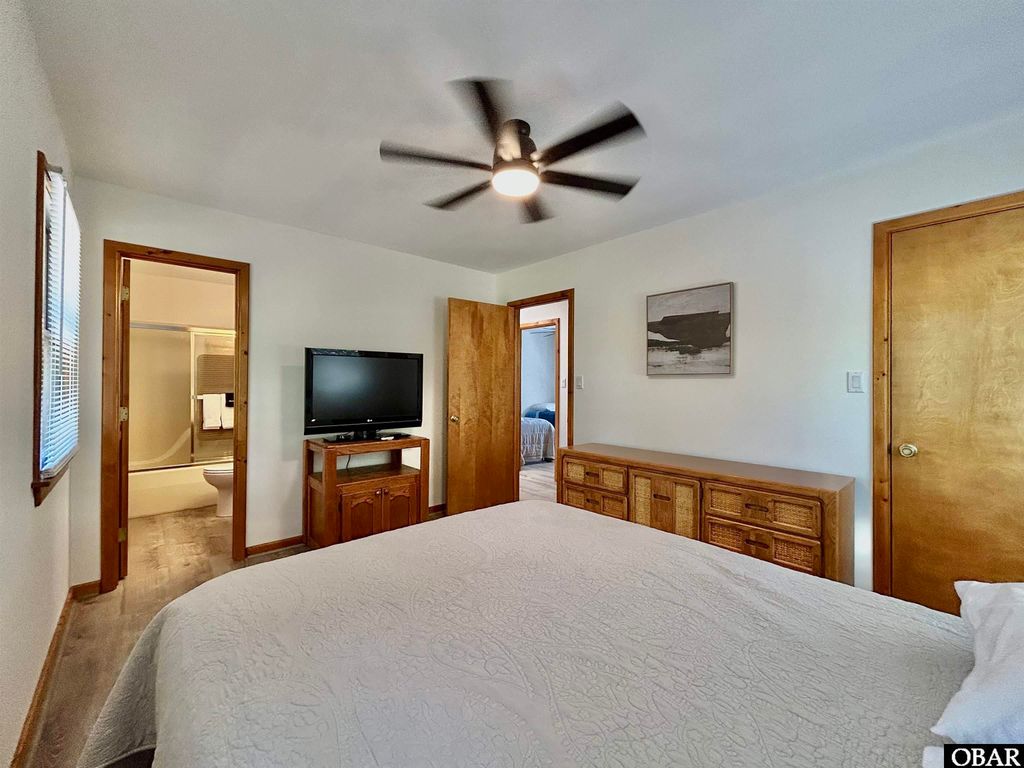 Image 17 of property listing at 100 E Landing Drive, Kill Devil Hills, NC 27948