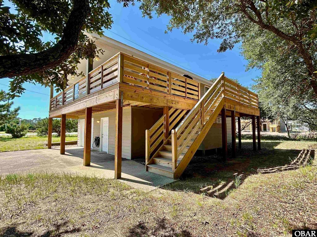Image 26 of property listing at 100 E Landing Drive, Kill Devil Hills, NC 27948