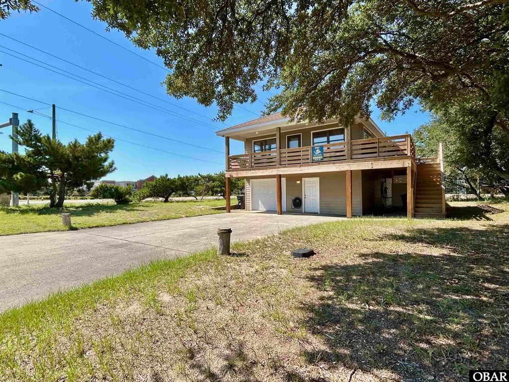 Image 33 of property listing at 100 E Landing Drive, Kill Devil Hills, NC 27948