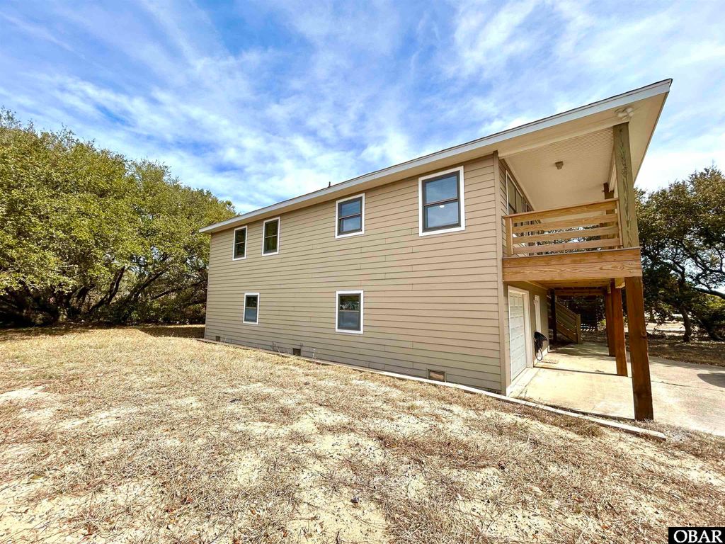 Image 34 of property listing at 100 E Landing Drive, Kill Devil Hills, NC 27948