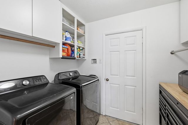 1917 Hurstview Drive, Hurst, TX 76054