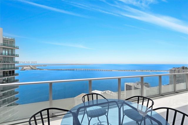 1300 Brickell Bay Dr 4401, Miami, FL 33131