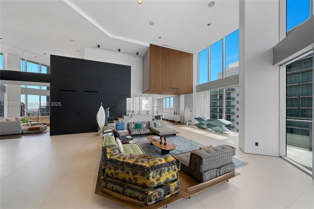 1300 Brickell Bay Dr 4401, Miami, FL 33131