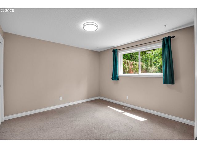35310 SKOGAN Rd, Sandy, OR 97055