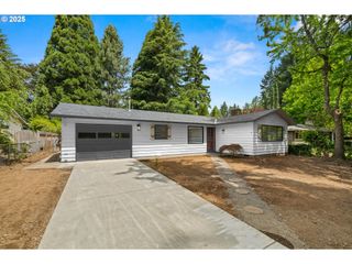 6401 MCEWAN Rd, Lake Oswego, OR 97035