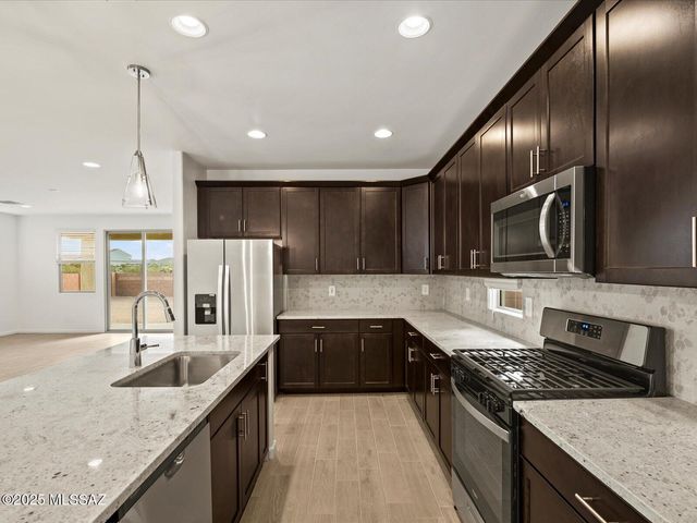 12654 E Remi Drive, Vail, AZ 85641