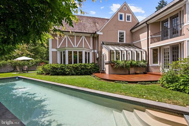 4347 HAWTHORNE ST NW, Washington, DC 20016