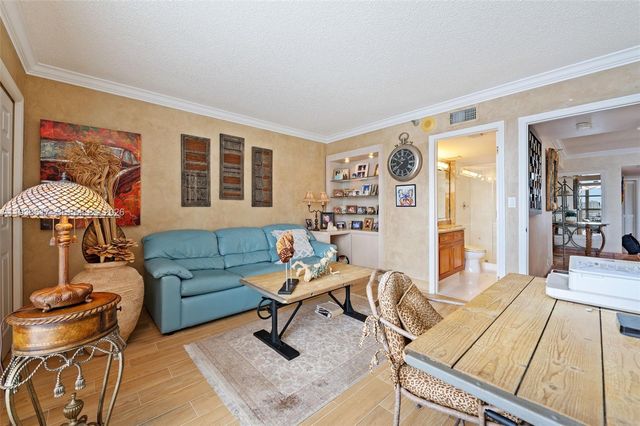 19101 NE 36th Ct 1412, Aventura, FL 33180