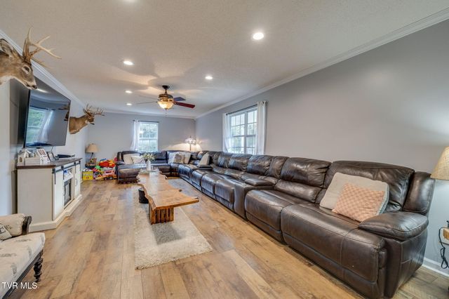 437 Neal Drive, Bluff City, TN 37618