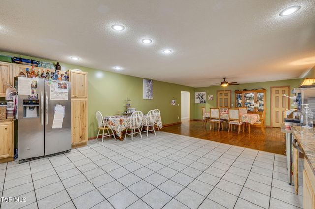 437 Neal Drive, Bluff City, TN 37618