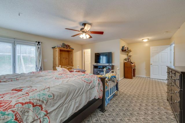 437 Neal Drive, Bluff City, TN 37618