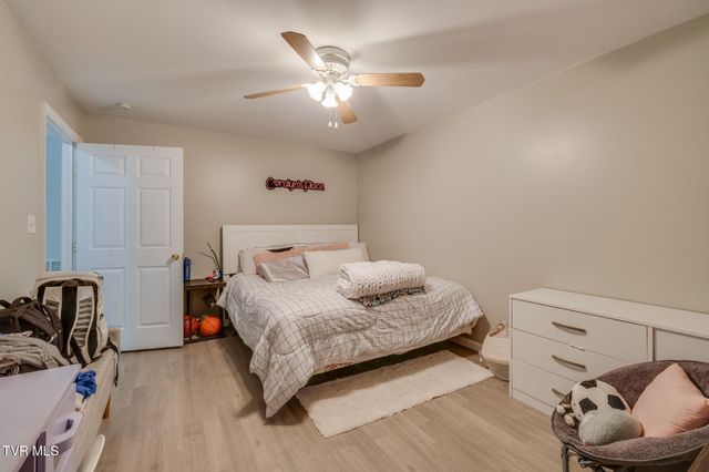 437 Neal Drive, Bluff City, TN 37618