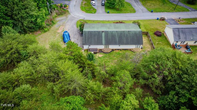 437 Neal Drive, Bluff City, TN 37618