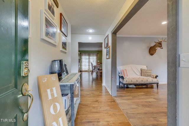 437 Neal Drive, Bluff City, TN 37618