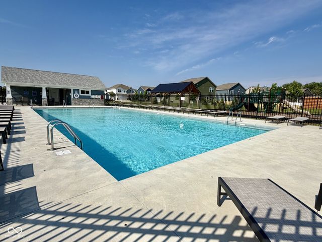 6672 Sugar Creek Lane, Whitestown, IN 46075