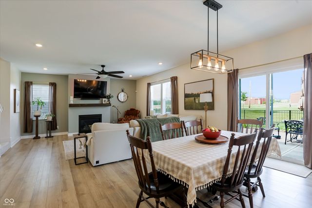 6672 Sugar Creek Lane, Whitestown, IN 46075