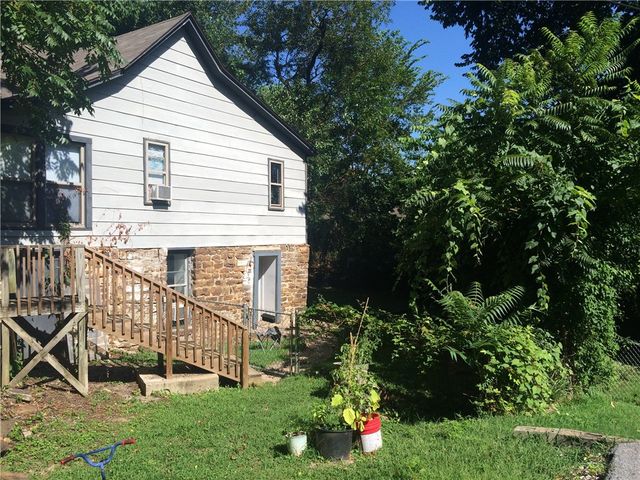 620 N Leverett, Fayetteville, AR 72701