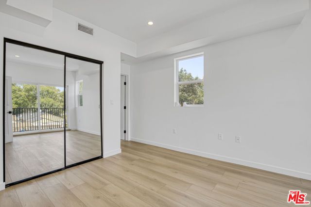 10826 Hesby Street, North Hollywood (los Angeles), CA 91601