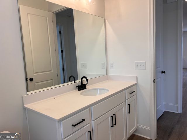 63 Thomaston Street 11, Newnan, GA 30263