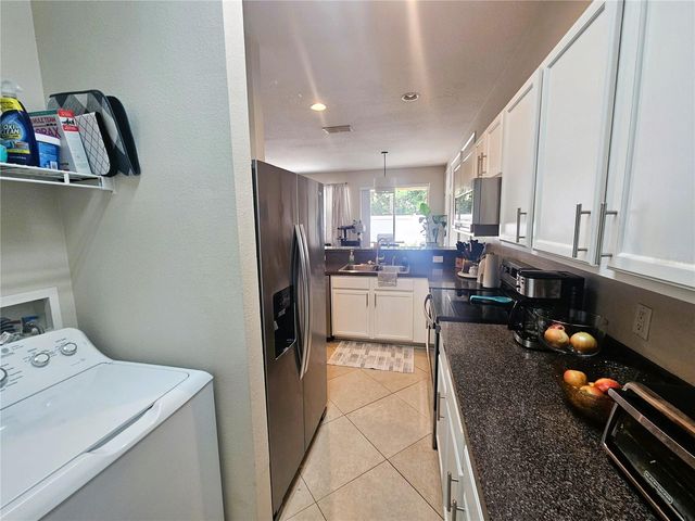 8148 STONE LEAF LANE, Tampa, FL 33647