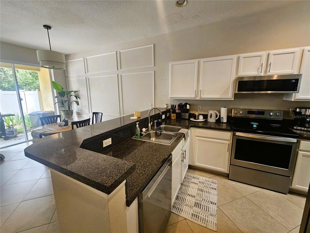 8148 STONE LEAF LANE, Tampa, FL 33647