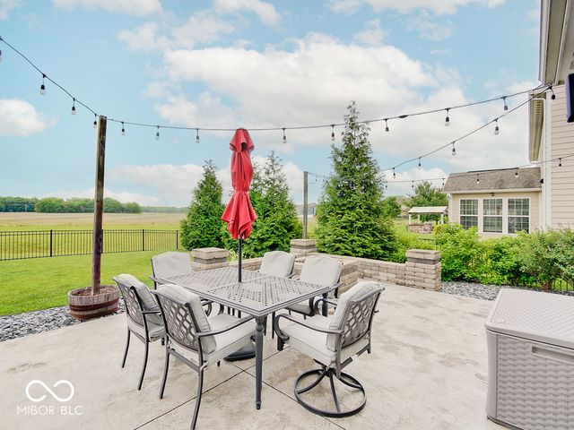 5435 Crowley Parkway, Whitestown, IN 46075