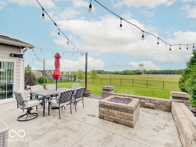 5435 Crowley Parkway, Whitestown, IN 46075