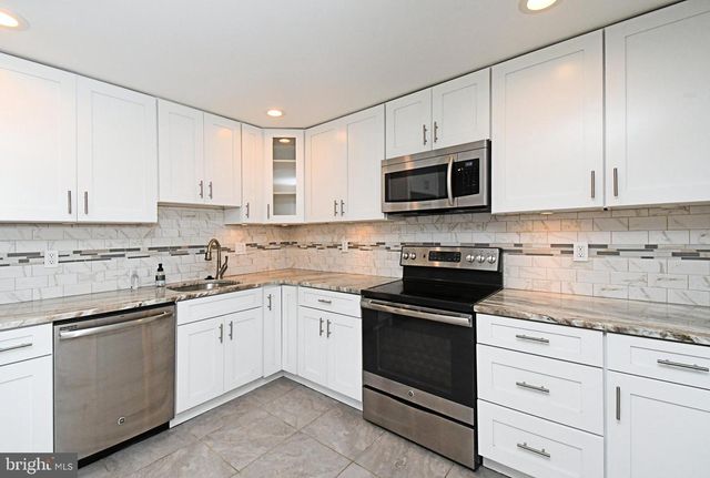 2108 N LINE ST, Lansdale, PA 19446