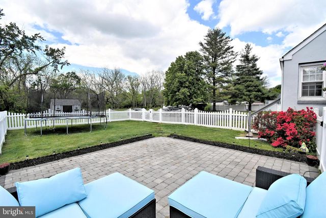 2108 N LINE ST, Lansdale, PA 19446