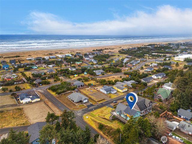 31102 J PLace, Ocean Park, WA 98640