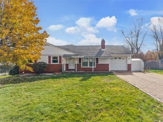 339 Westbrook Drive, City Of But Nw, PA 16001