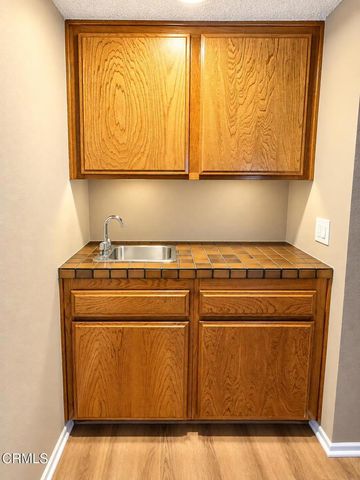 2718 Piedmont Avenue 9, Montrose, CA 91020
