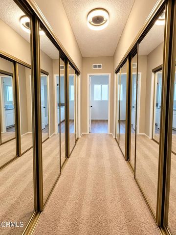 2718 Piedmont Avenue 9, Montrose, CA 91020