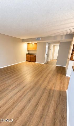 2718 Piedmont Avenue 9, Montrose, CA 91020