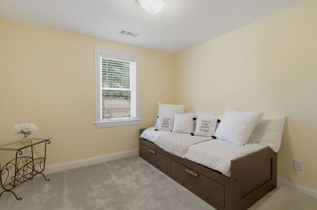 161 Broad St 2, Hudson, MA 01749